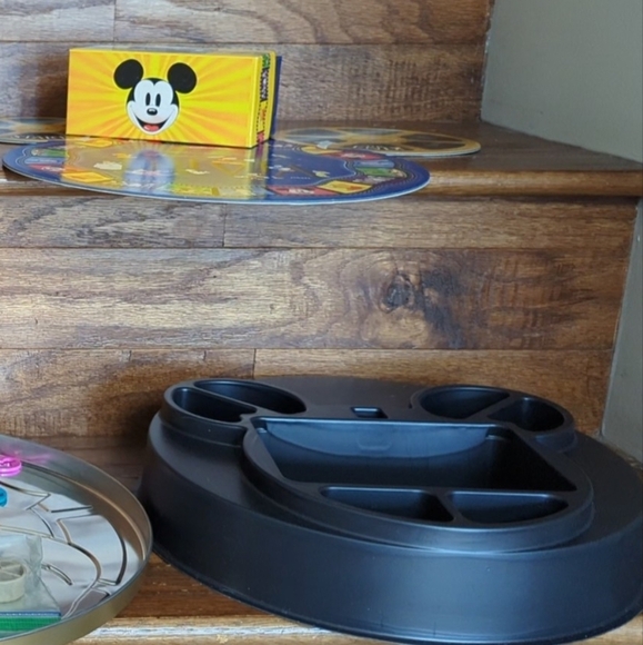 Vintage The Wonderful World of Disney Trivia Game by Mattel plus spare parts - Picture 11 of 12